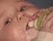 کنترل بیماری رفلاکس در نوزادان با طب مکمل هومیوپاتی رفلاکس رفلاکس نوزادی رفلاکس اسید برگشت اسید برگشت شیر در نوزاد reflex رفلاکس معده رفلکس معده